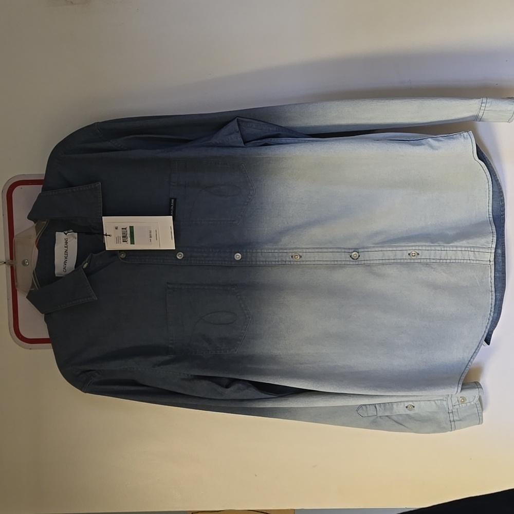 NWT Calvin Klein Button Up